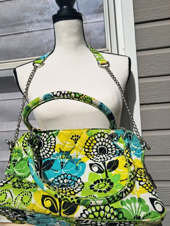 Vera Bradley Handbags - EUC Vera Bradley Green & Teal Leaf-Print Tote Detachable Chain Strap Purse